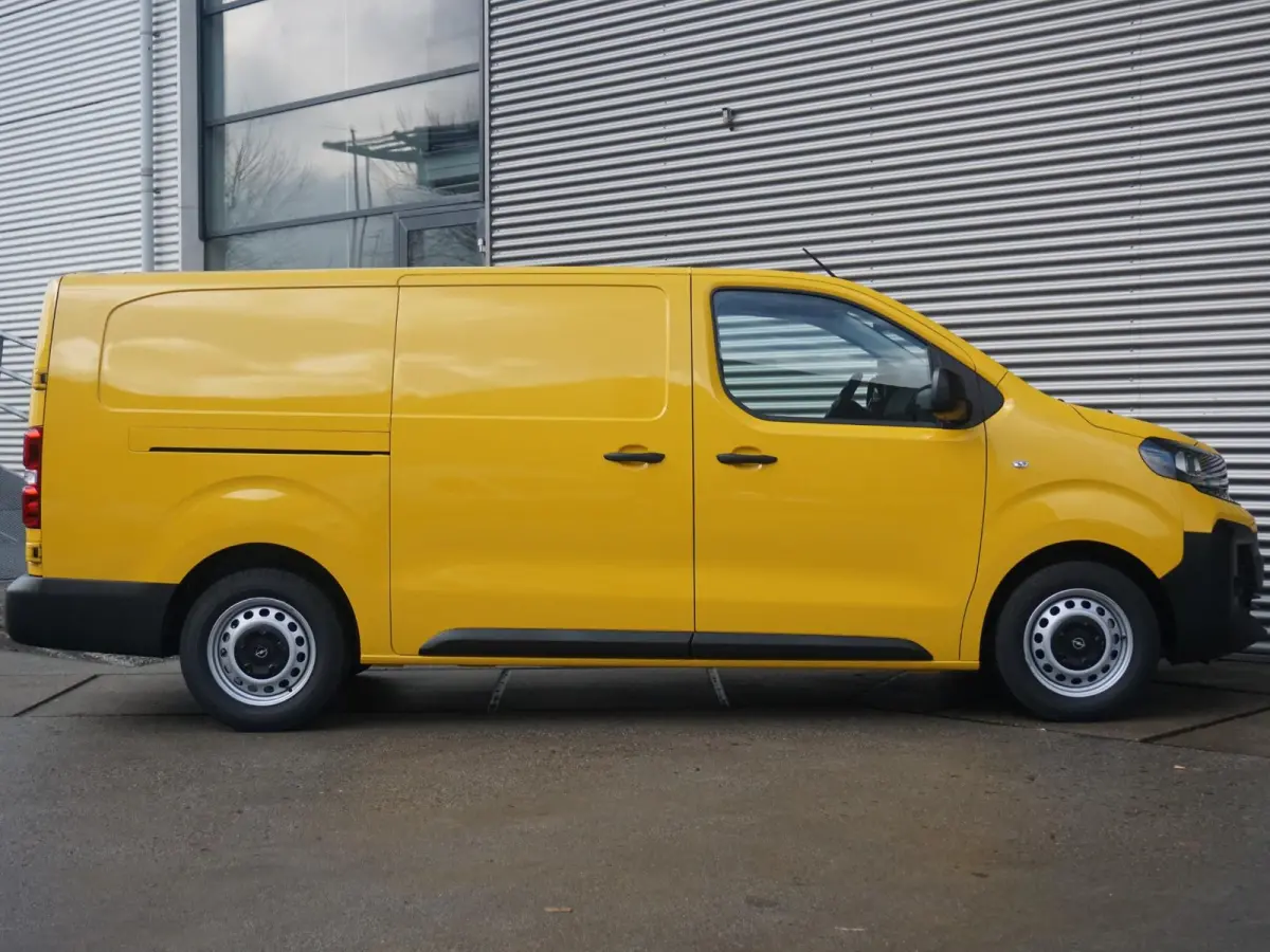 Electric L3 75 kWh | 0% rente | tot 8 jaar garantie | Apple Carplay | achteruitrijcamera | Comfort tussenschot | RAL1032