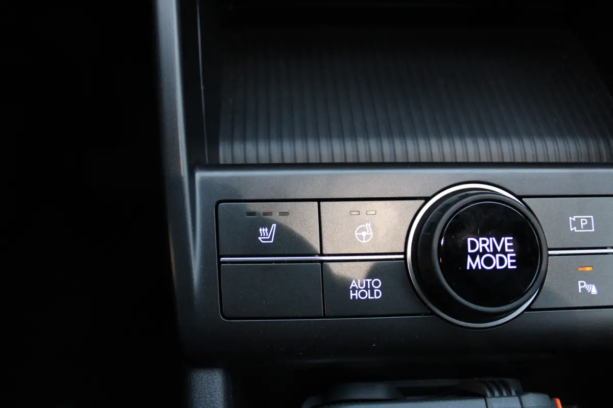 N Line Edition 65.4 kWh | Achteruitrijcamera | Adaptieve cruise control | DAB ontvanger | Achteruitrijcamera | Airco (automatisch) | Cruise control adaptief met Stop&Go en stuurhulp