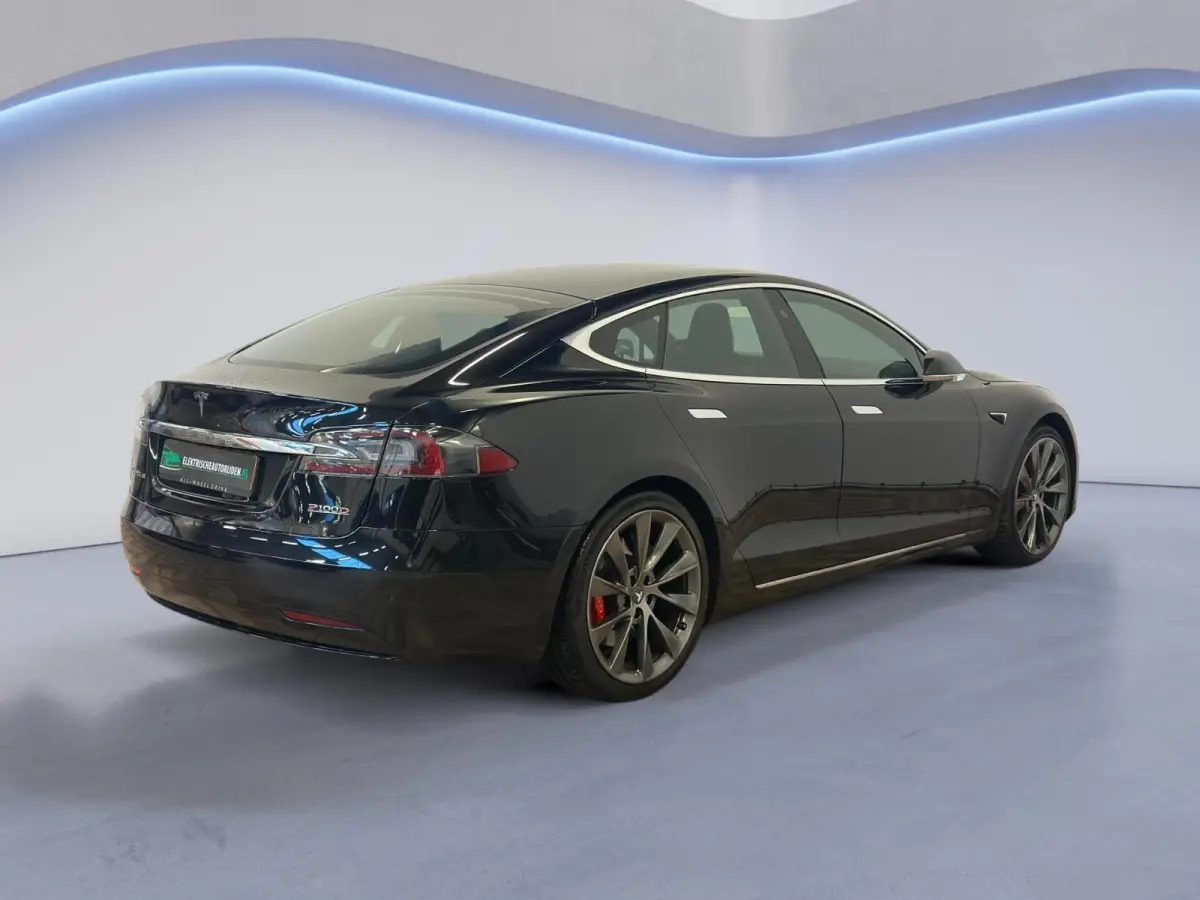 100D Performance|P100D|1e EIGENAAR|NAP|INRUIL MOGELIJK|