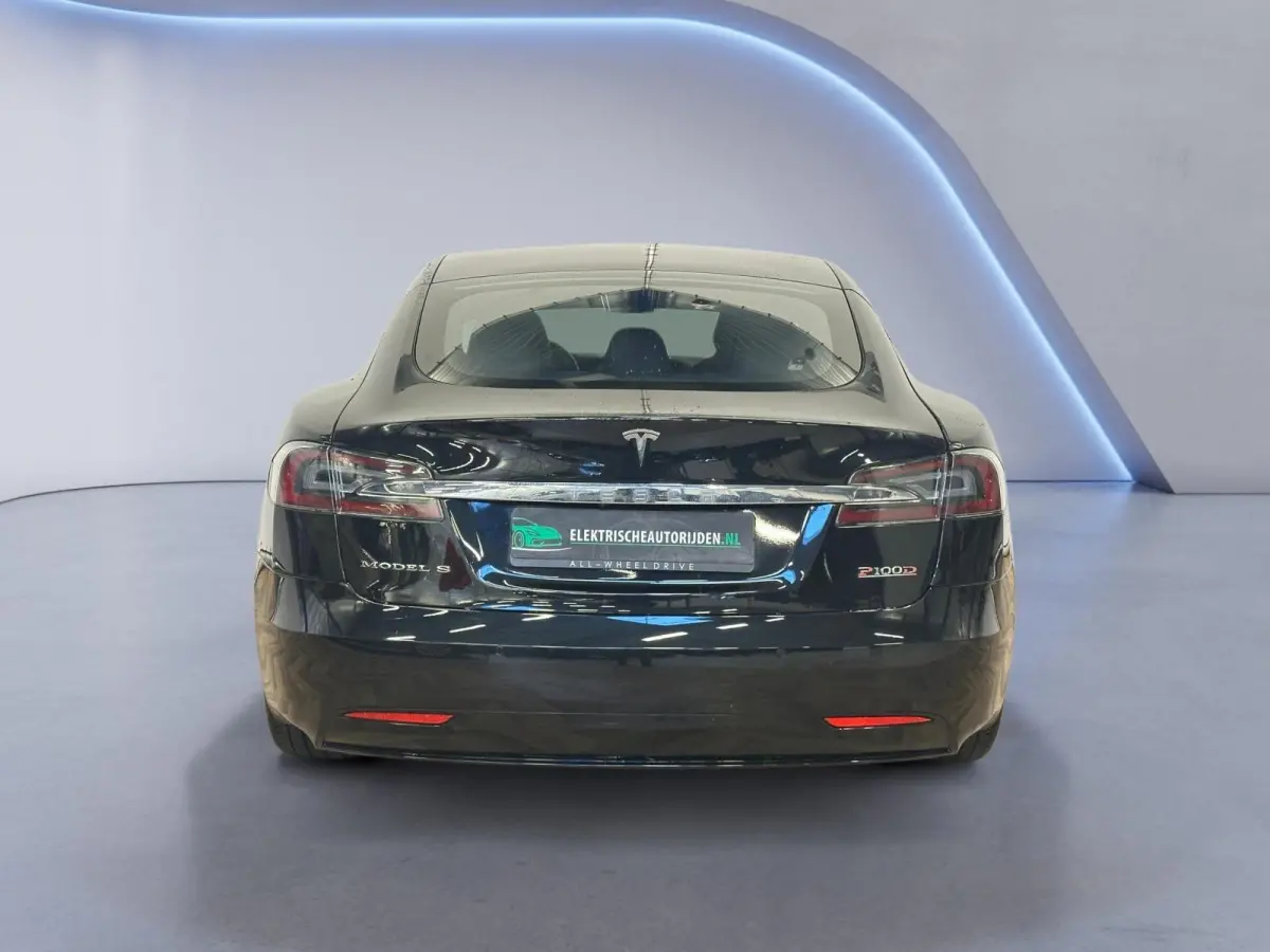 100D Performance|P100D|1e EIGENAAR|NAP|INRUIL MOGELIJK|
