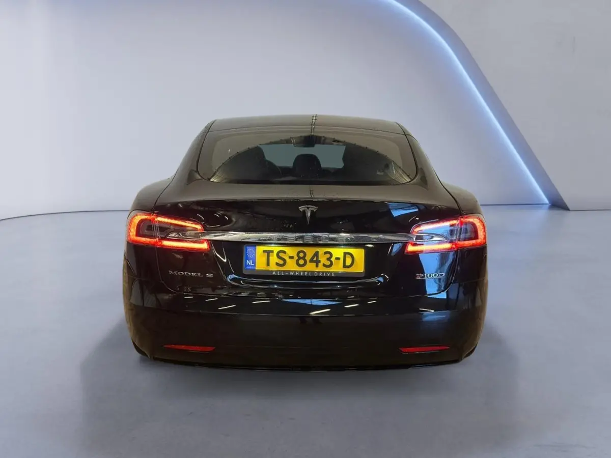100D Performance|P100D|1e EIGENAAR|NAP|INRUIL MOGELIJK|