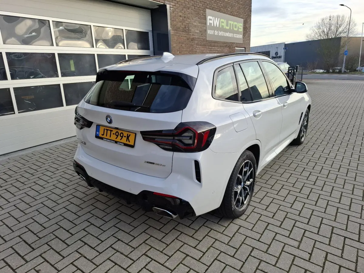 xDrive30eM FACE LIFT TREKHAAK