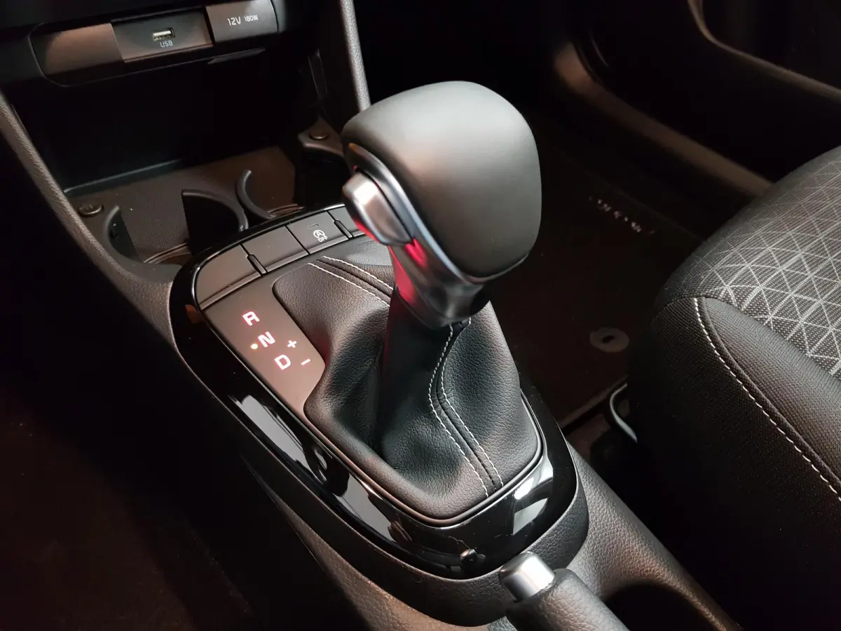 1.0 DPi Automaat DynamicLine Navigatie Airco Camera DAB Lichtmetalen velgen Bluetooth