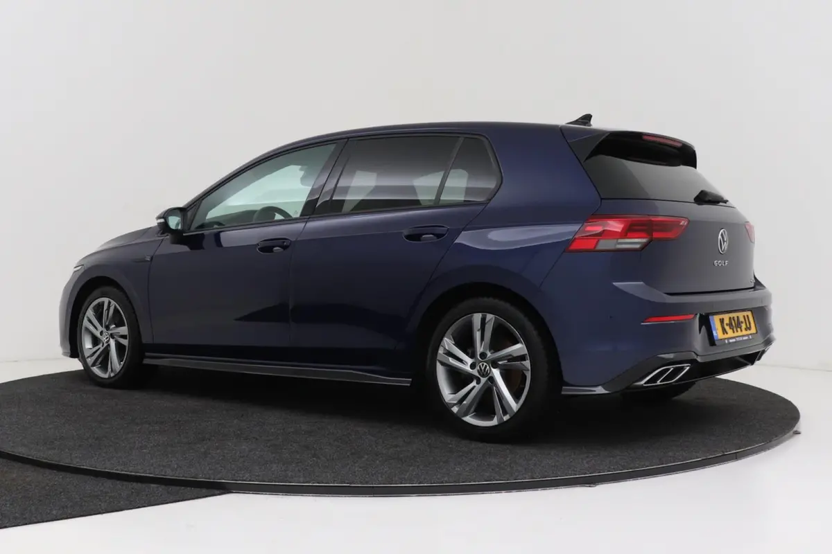 1.5 eTSI R-Line | Org NL | CarPlay | Climate Control | Stoel-/Stuurverwarming | Sportstoelen |