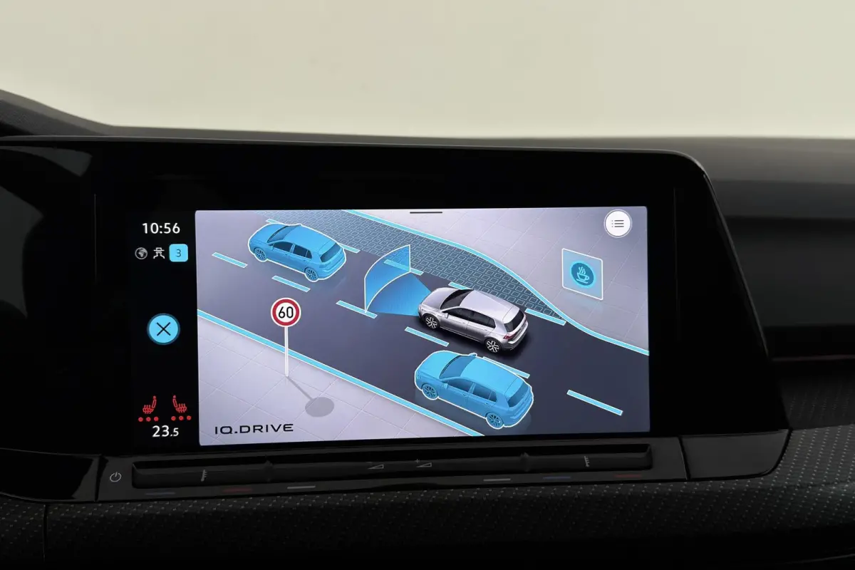 1.5 eTSI R-Line | Org NL | CarPlay | Climate Control | Stoel-/Stuurverwarming | Sportstoelen |