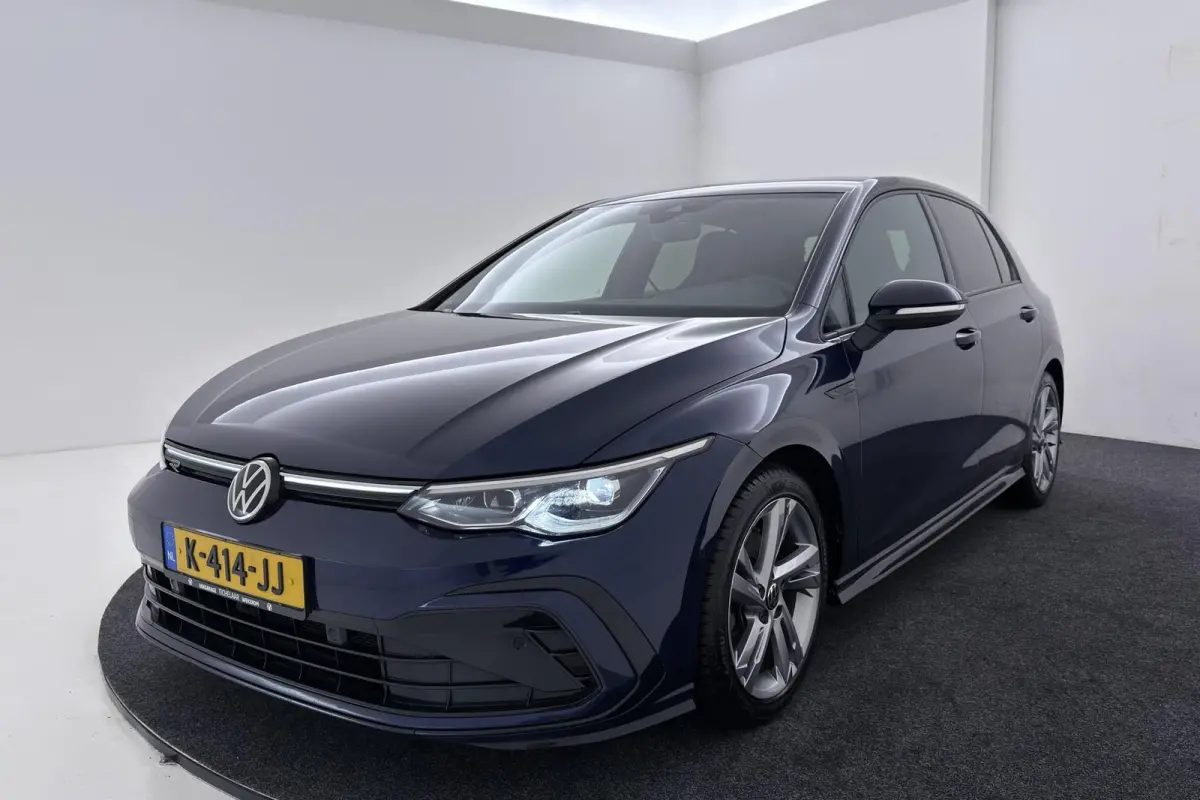 1.5 eTSI R-Line | Org NL | CarPlay | Climate Control | Stoel-/Stuurverwarming | Sportstoelen |