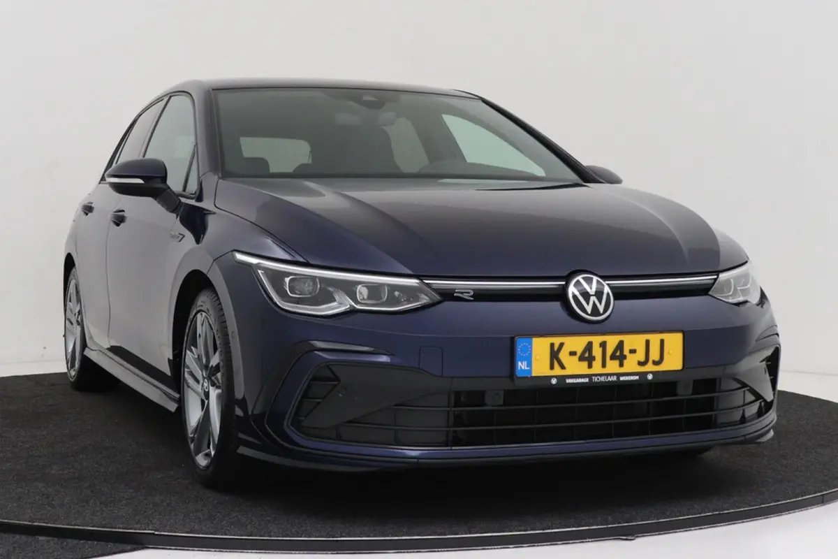 1.5 eTSI R-Line | Org NL | CarPlay | Climate Control | Stoel-/Stuurverwarming | Sportstoelen |