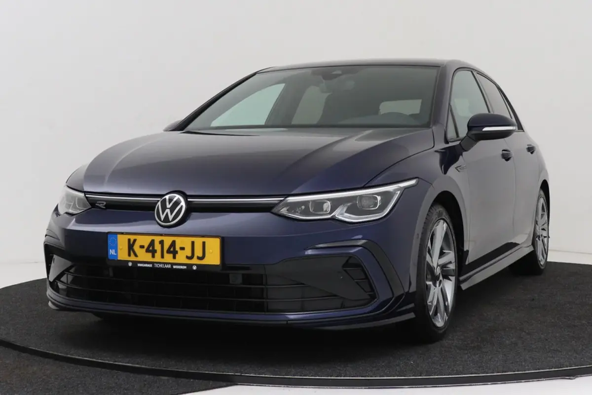 1.5 eTSI R-Line | Org NL | CarPlay | Climate Control | Stoel-/Stuurverwarming | Sportstoelen |