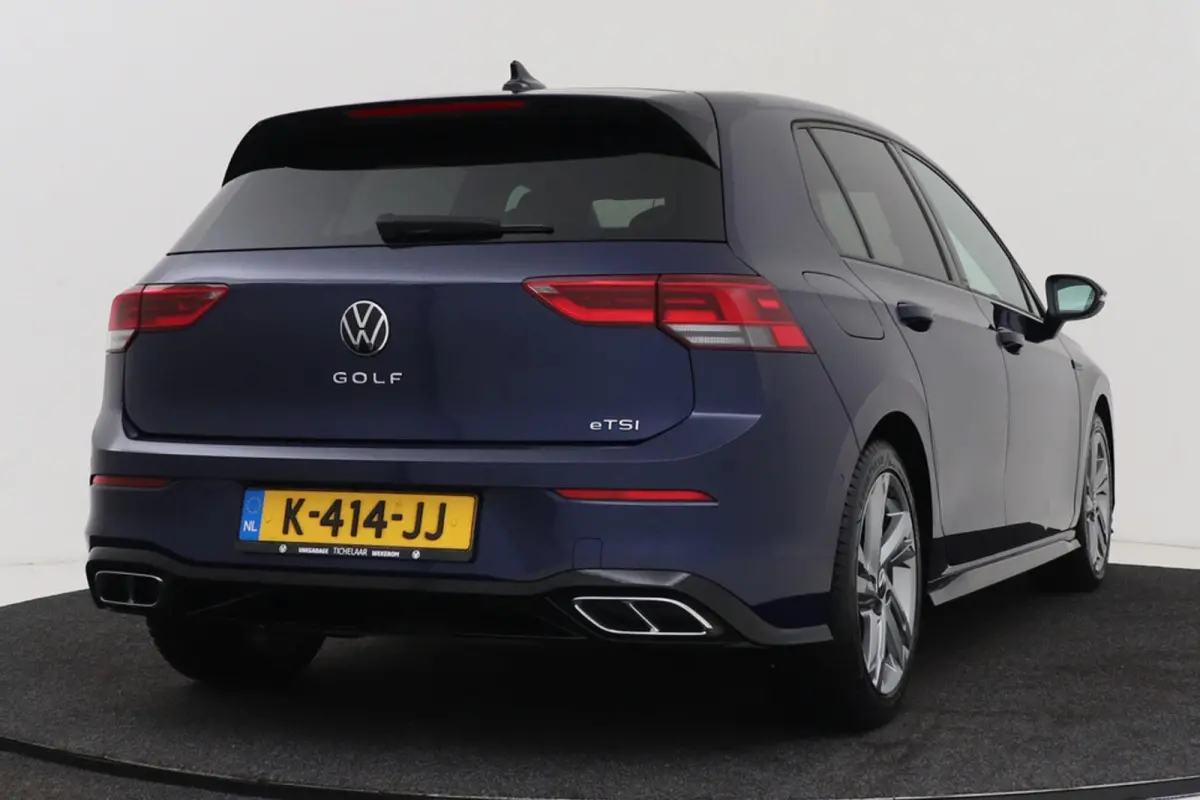 1.5 eTSI R-Line | Org NL | CarPlay | Climate Control | Stoel-/Stuurverwarming | Sportstoelen |