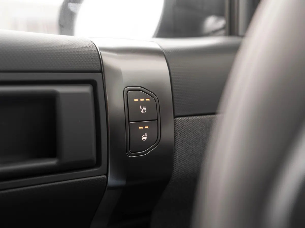 Plus Advanced 81.4 kWh | Uit voorraad leverbaar ! | Schuifkanteldak | Harman en kardon | Dode hoek assistentie
