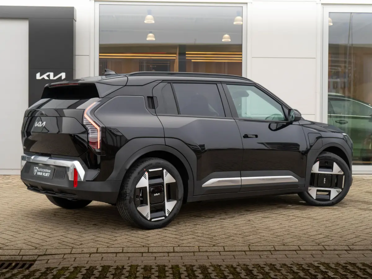 Plus Advanced 81.4 kWh | Uit voorraad leverbaar ! | Schuifkanteldak | Harman en kardon | Dode hoek assistentie
