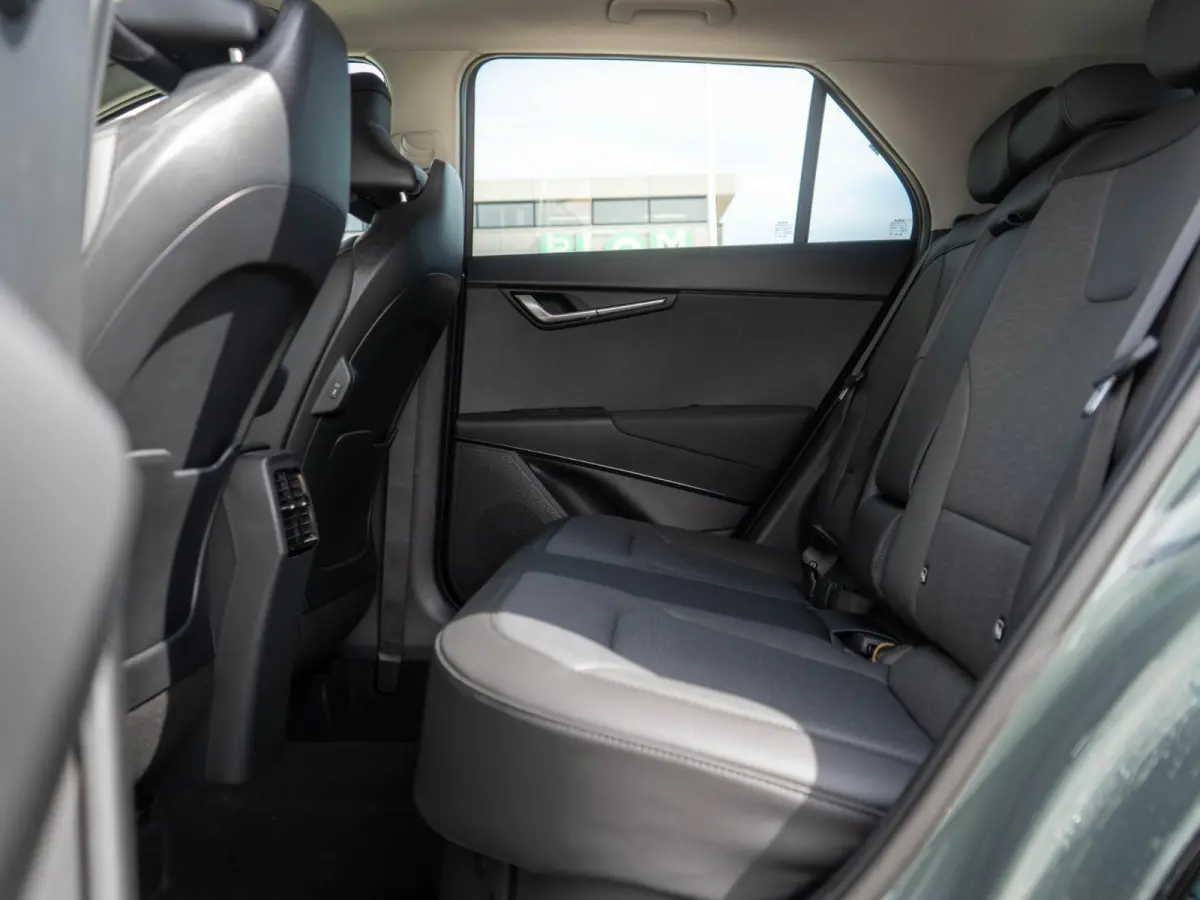 1.6 GDi Hybrid ExecutiveLine | Stoel ventilatie | Schuifkanteldak | Harman en kardon | HUD | Stoelen en achterklep elektrisch