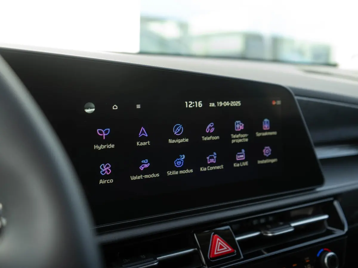 1.6 GDi Hybrid ExecutiveLine | Stoel ventilatie | Schuifkanteldak | Harman en kardon | HUD | Stoelen en achterklep elektrisch