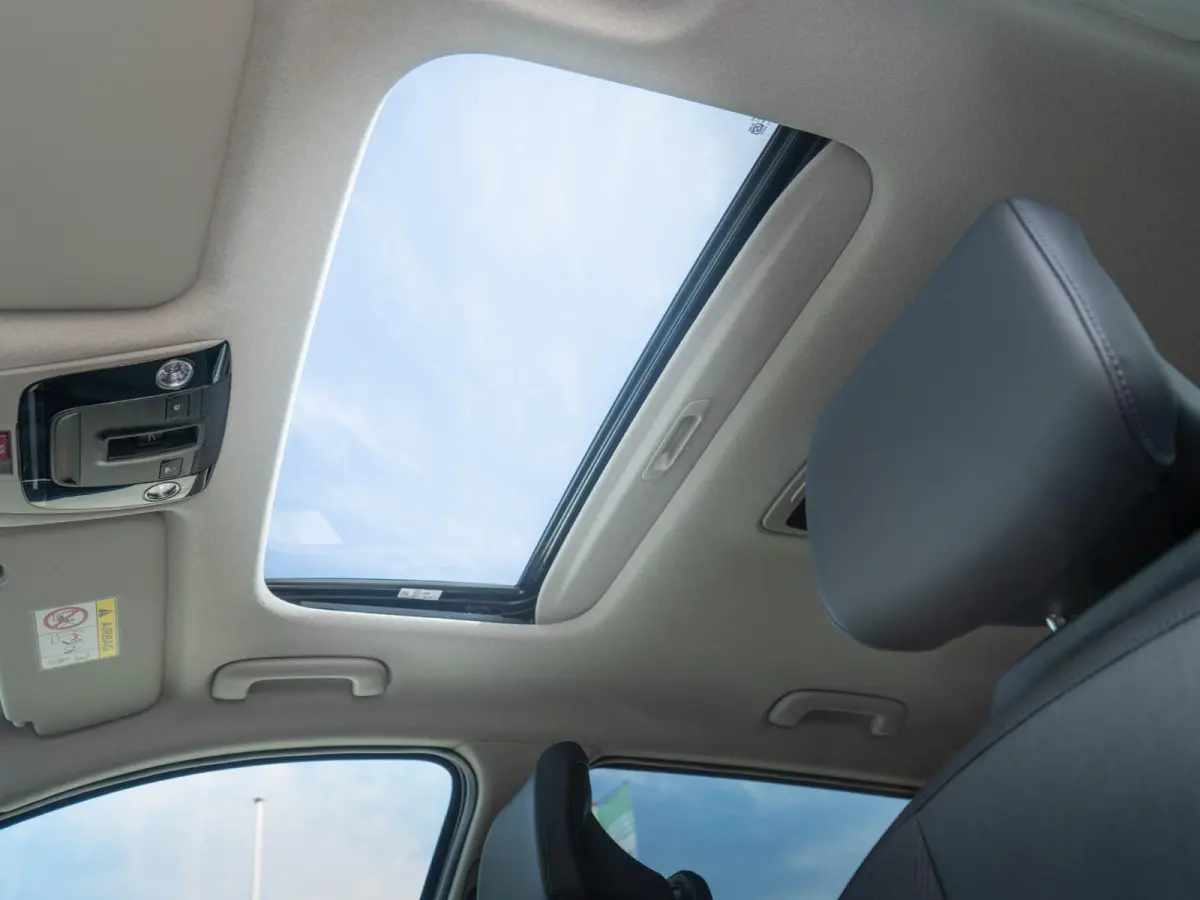 1.6 GDi Hybrid ExecutiveLine | Stoel ventilatie | Schuifkanteldak | Harman en kardon | HUD | Stoelen en achterklep elektrisch