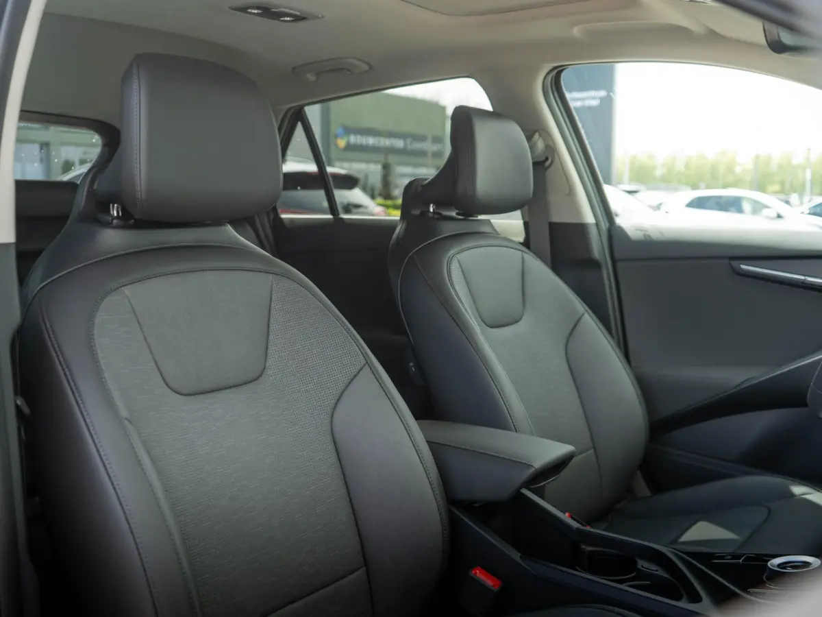 1.6 GDi Hybrid ExecutiveLine | Stoel ventilatie | Schuifkanteldak | Harman en kardon | HUD | Stoelen en achterklep elektrisch