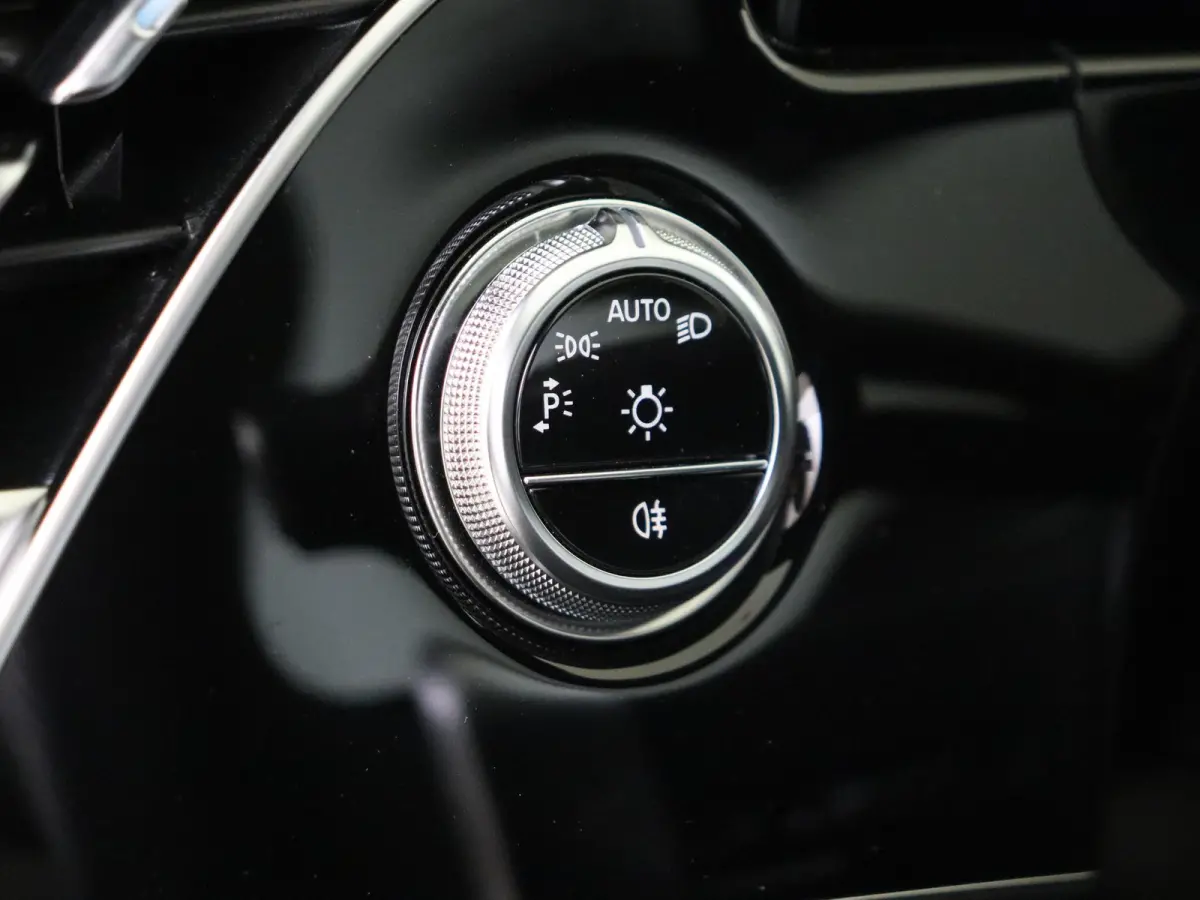 300 e AMG Line Premium pakket /Panoramadak /Burmester 4D /Distronic /360 Camera /Nappa Leder