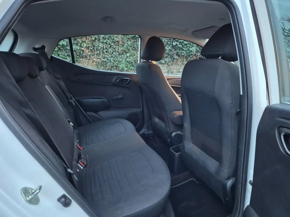 Android Apple CarPlay NAP NL Dealer onderhouden Fabrieksgarantie 1.0 Comfort 5-zits