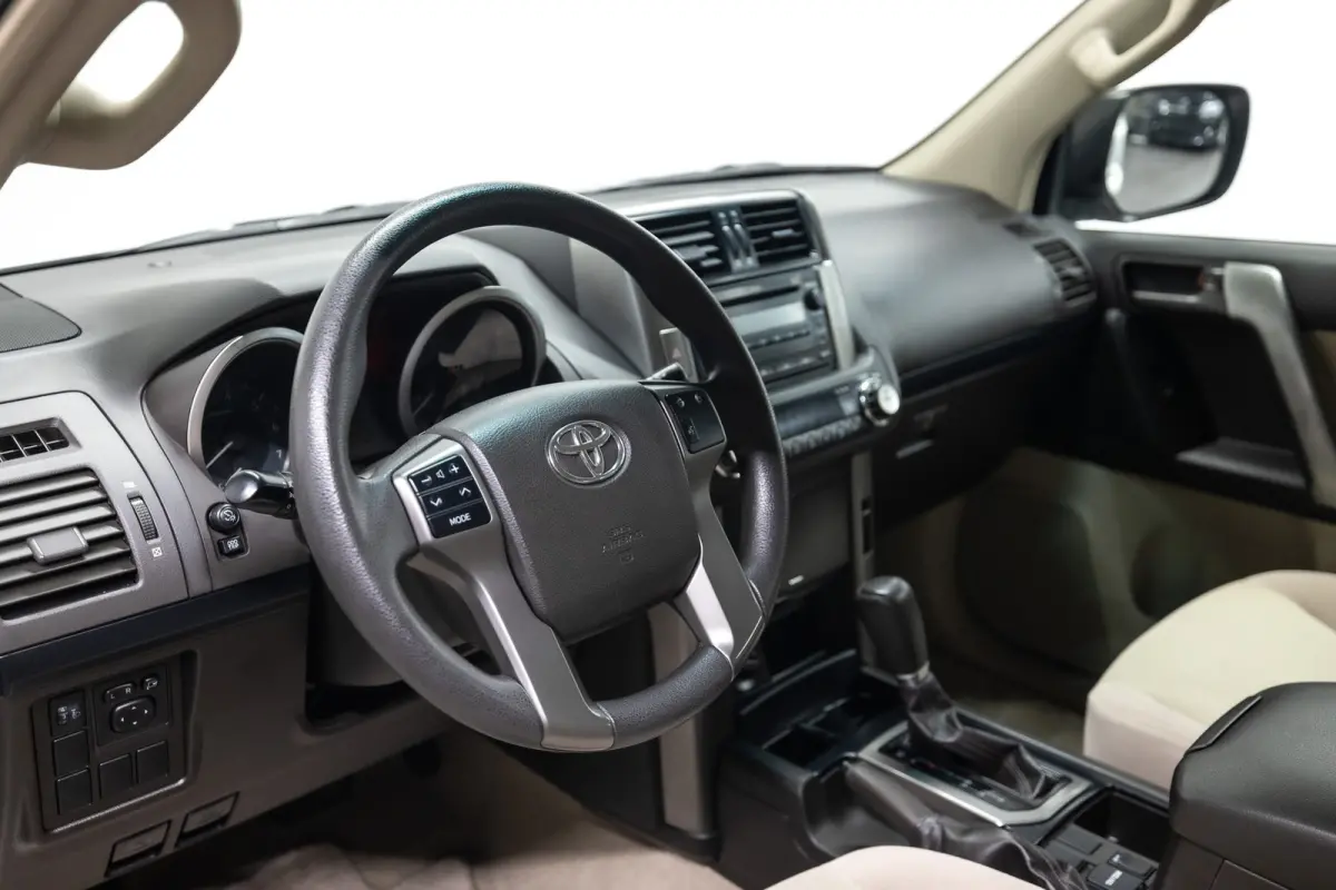 Prado TXL 2.7L 6 persoonsuitvoering (€ 41.280.99 Ex B.T.W) PETROL ! Dealer auto