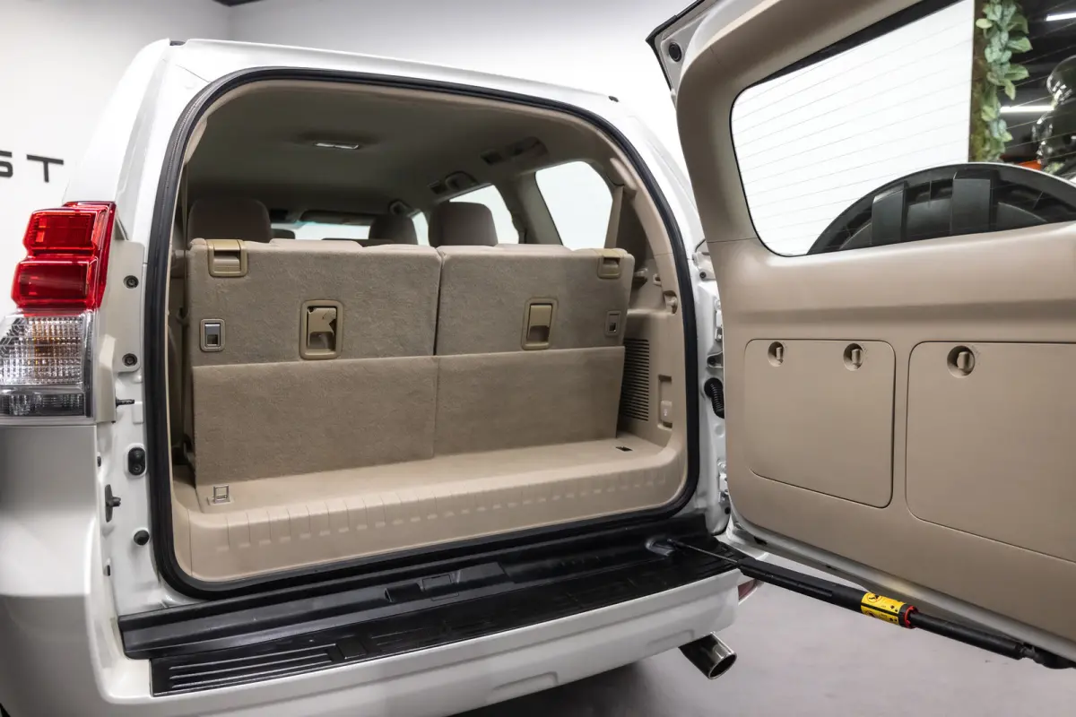 Prado TXL 2.7L 6 persoonsuitvoering (€ 41.280.99 Ex B.T.W) PETROL ! Dealer auto