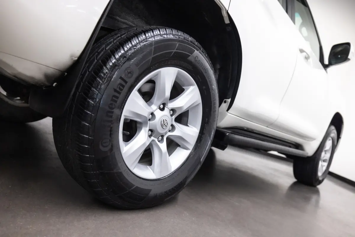 Prado TXL 2.7L 6 persoonsuitvoering (€ 41.280.99 Ex B.T.W) PETROL ! Dealer auto