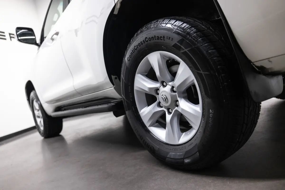 Prado TXL 2.7L 6 persoonsuitvoering (€ 41.280.99 Ex B.T.W) PETROL ! Dealer auto