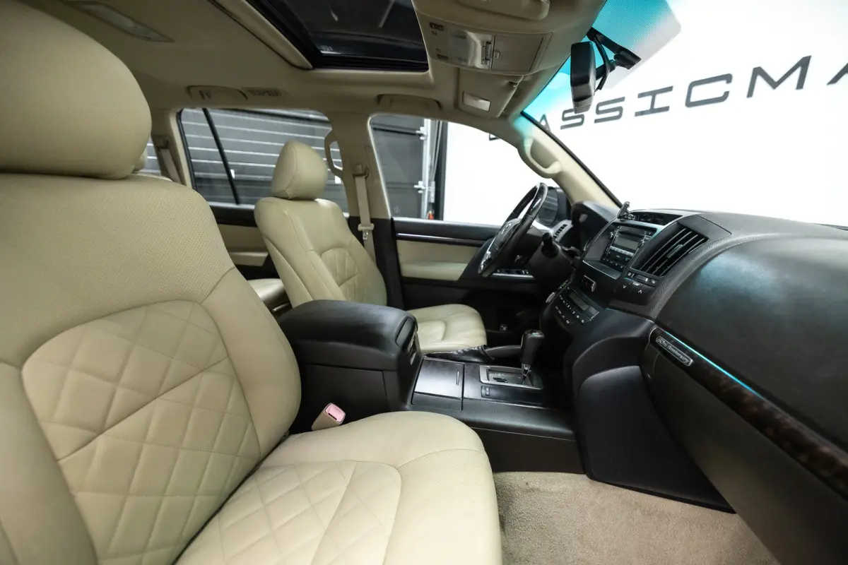 4.0 V6 VVT-i Executive 6 persoonsuitvoering (€ 49.545.45 Ex B.T.W) PETROL ! 60TH ANNIVERSARY