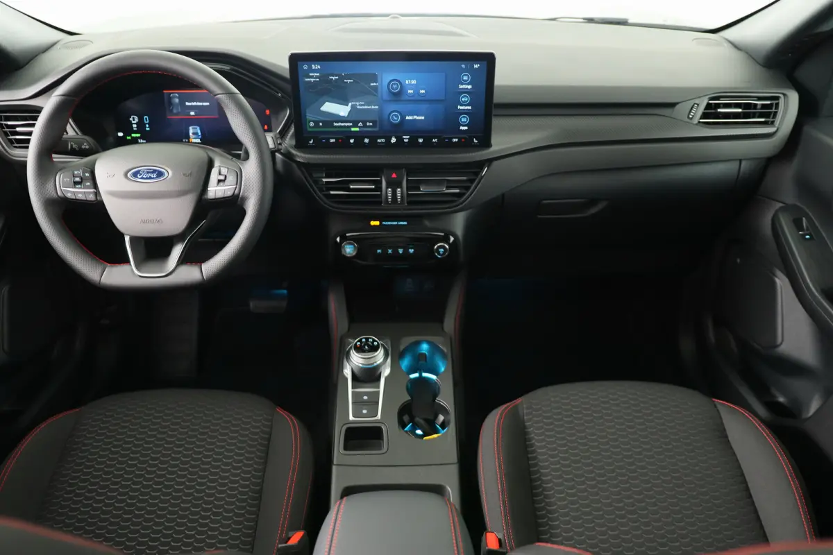 Plug-In Hybrid ST-Line Black Pack | Trekhaak Elektrisch Wegklapbaar | Elektrisch Panoramadak | Winter Pack |