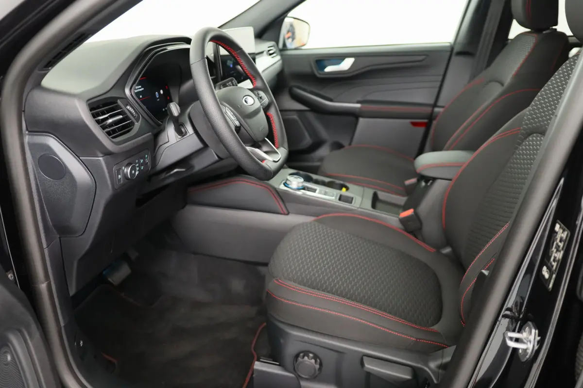Plug-In Hybrid ST-Line Black Pack | Trekhaak Elektrisch Wegklapbaar | Elektrisch Panoramadak | Winter Pack |