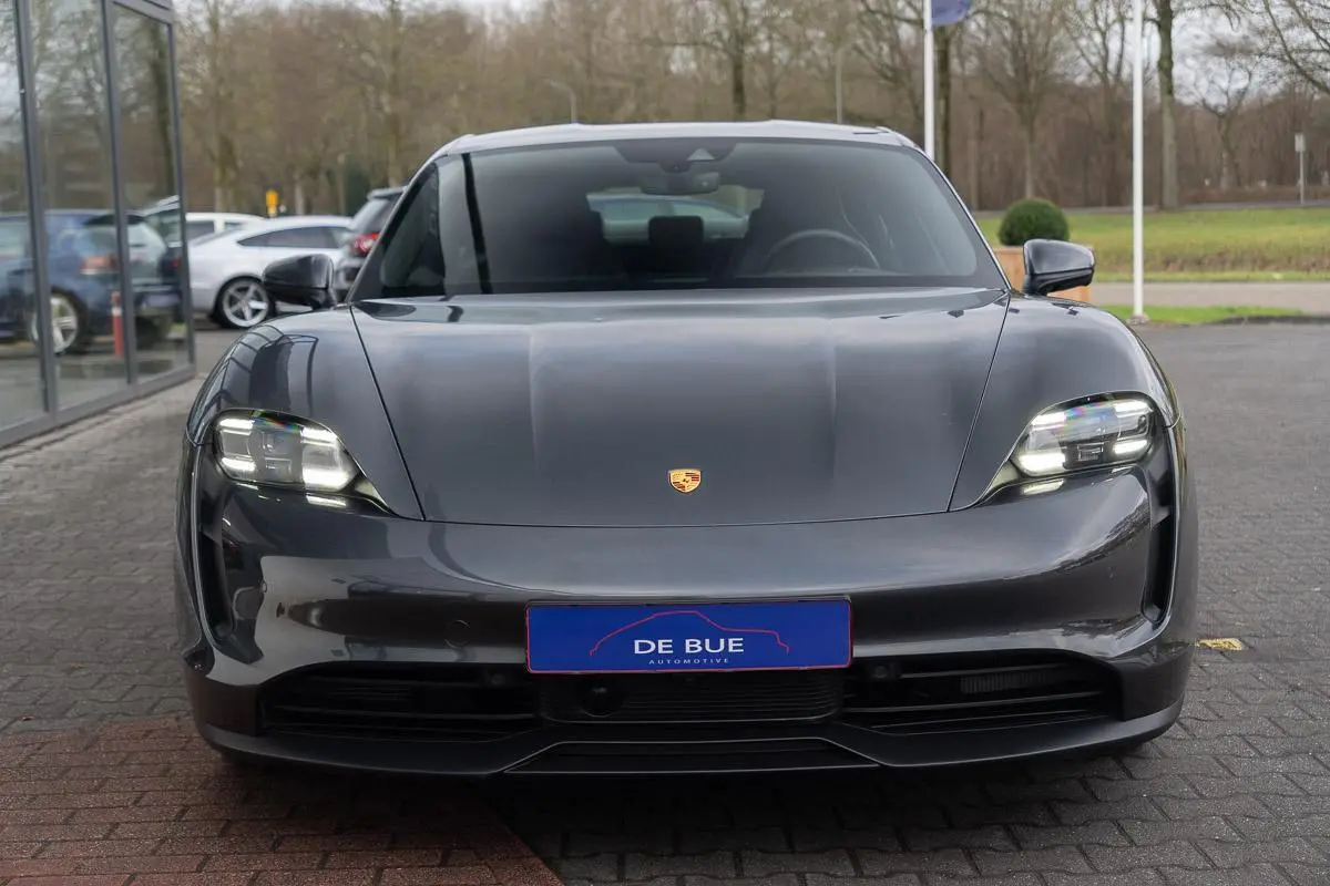BTW|Org NL NAP|1ste Eig|Luchtvering|SportStoelen|Leder|CarPlay|Dealer Onderhouden