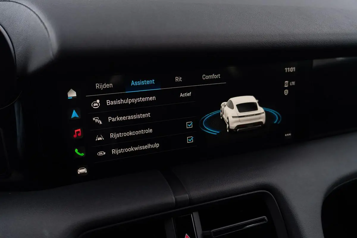 BTW|Org NL NAP|1ste Eig|Luchtvering|SportStoelen|Leder|CarPlay|Dealer Onderhouden