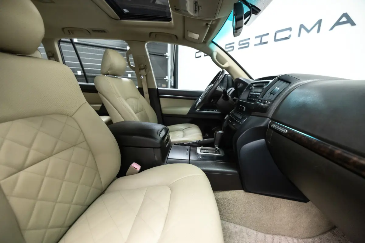 4.0 V6 VVT-i Executive 6 persoonsuitvoering (€ 57.809.92 Ex B.T.W) PETROL ! 60TH ANNIVERSARY