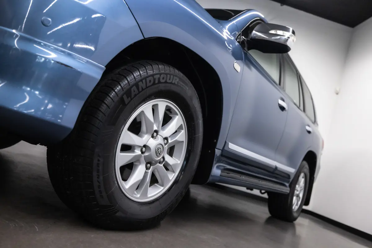 4.0 V6 VVT-i Executive 6 persoonsuitvoering (€ 57.809.92 Ex B.T.W) PETROL ! 60TH ANNIVERSARY