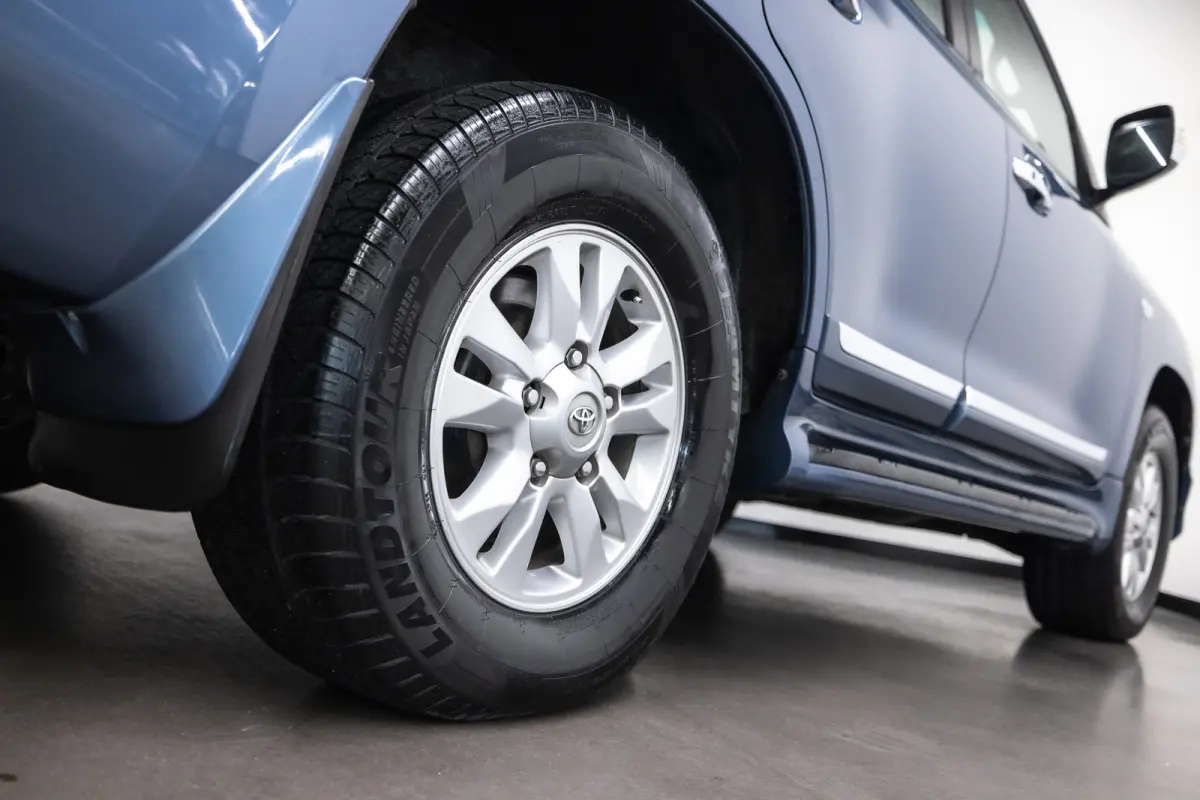 4.0 V6 VVT-i Executive 6 persoonsuitvoering (€ 57.809.92 Ex B.T.W) PETROL ! 60TH ANNIVERSARY