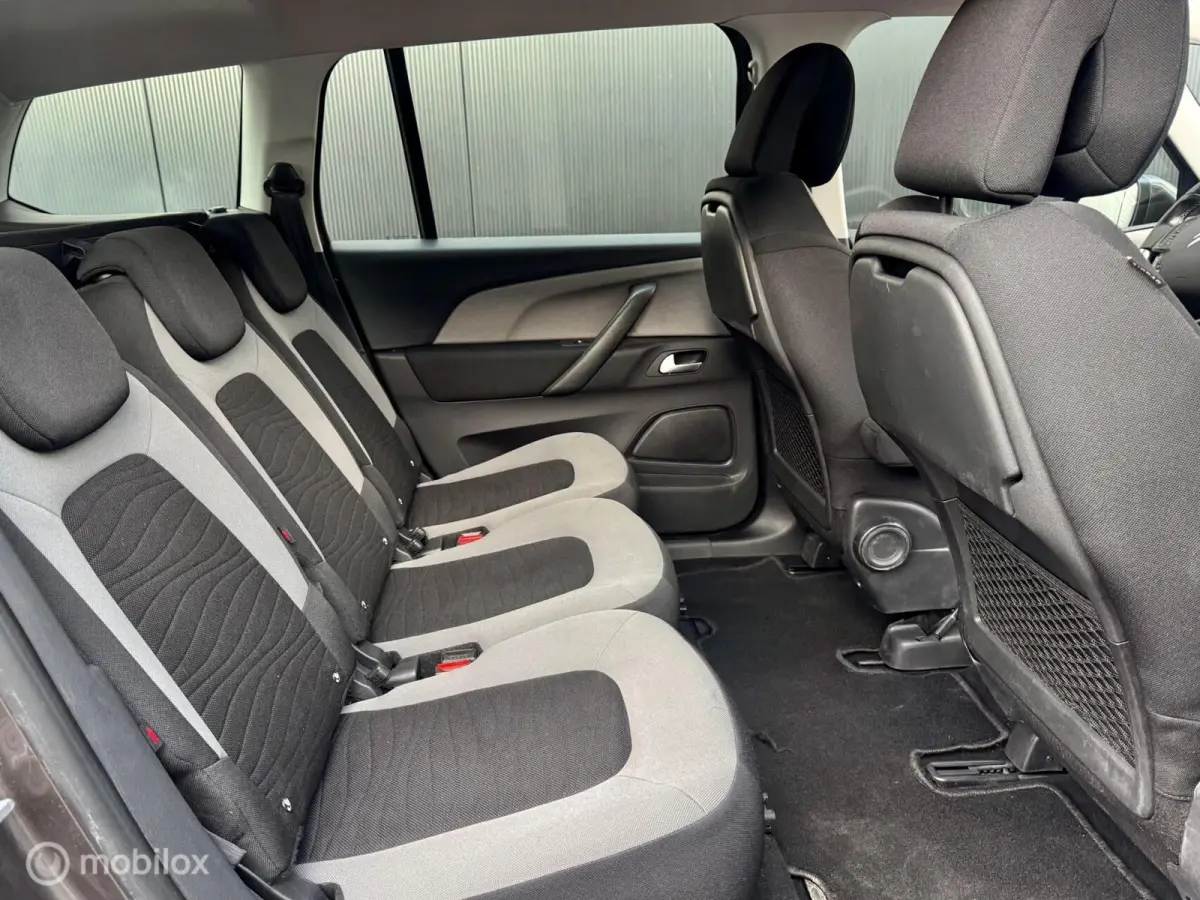 165pk Business I Automaat I Navi