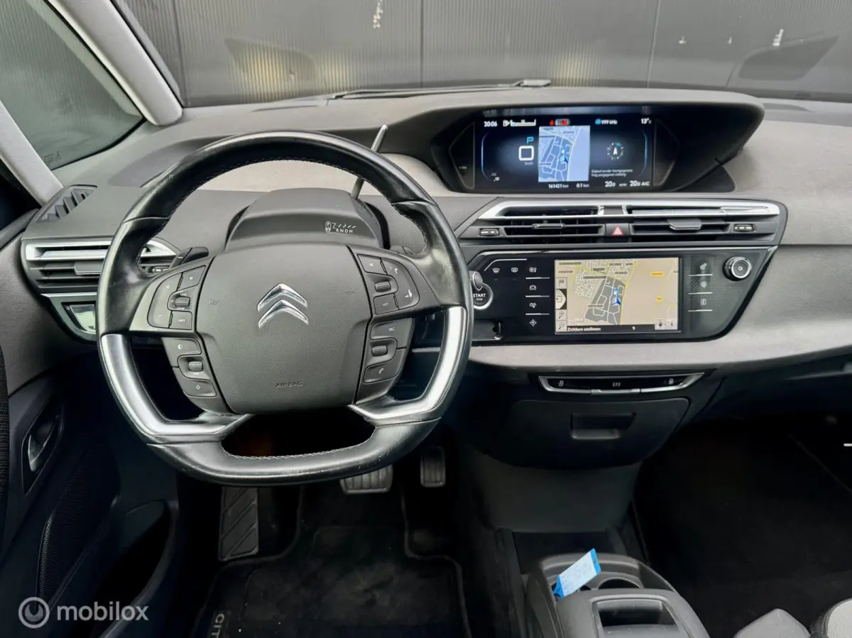 165pk Business I Automaat I Navi