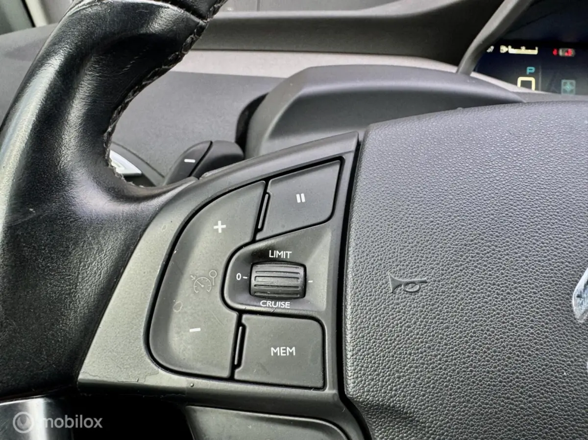165pk Business I Automaat I Navi