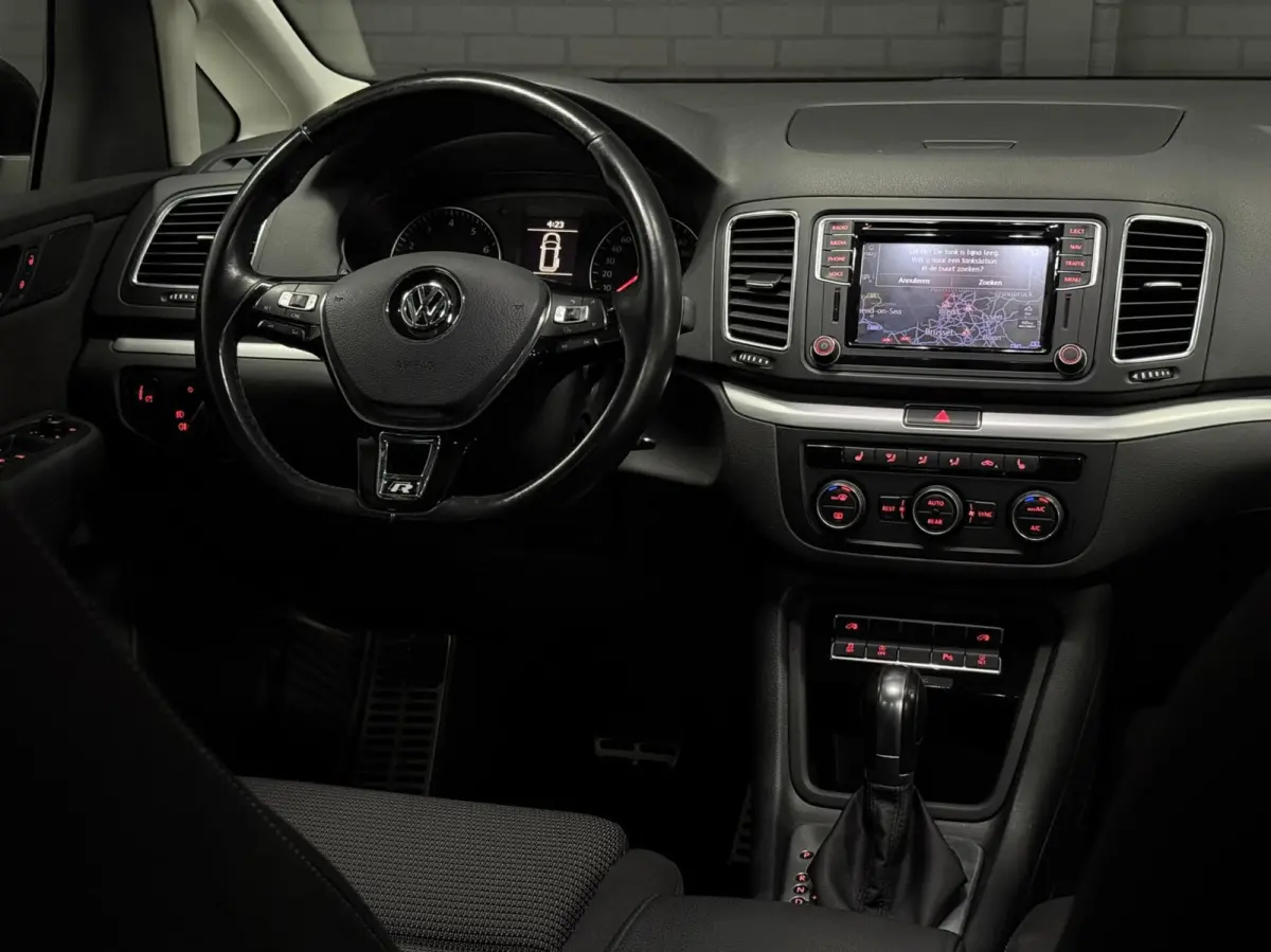 1.4 TSI Highline | DSG | 7 Pers | Xenon