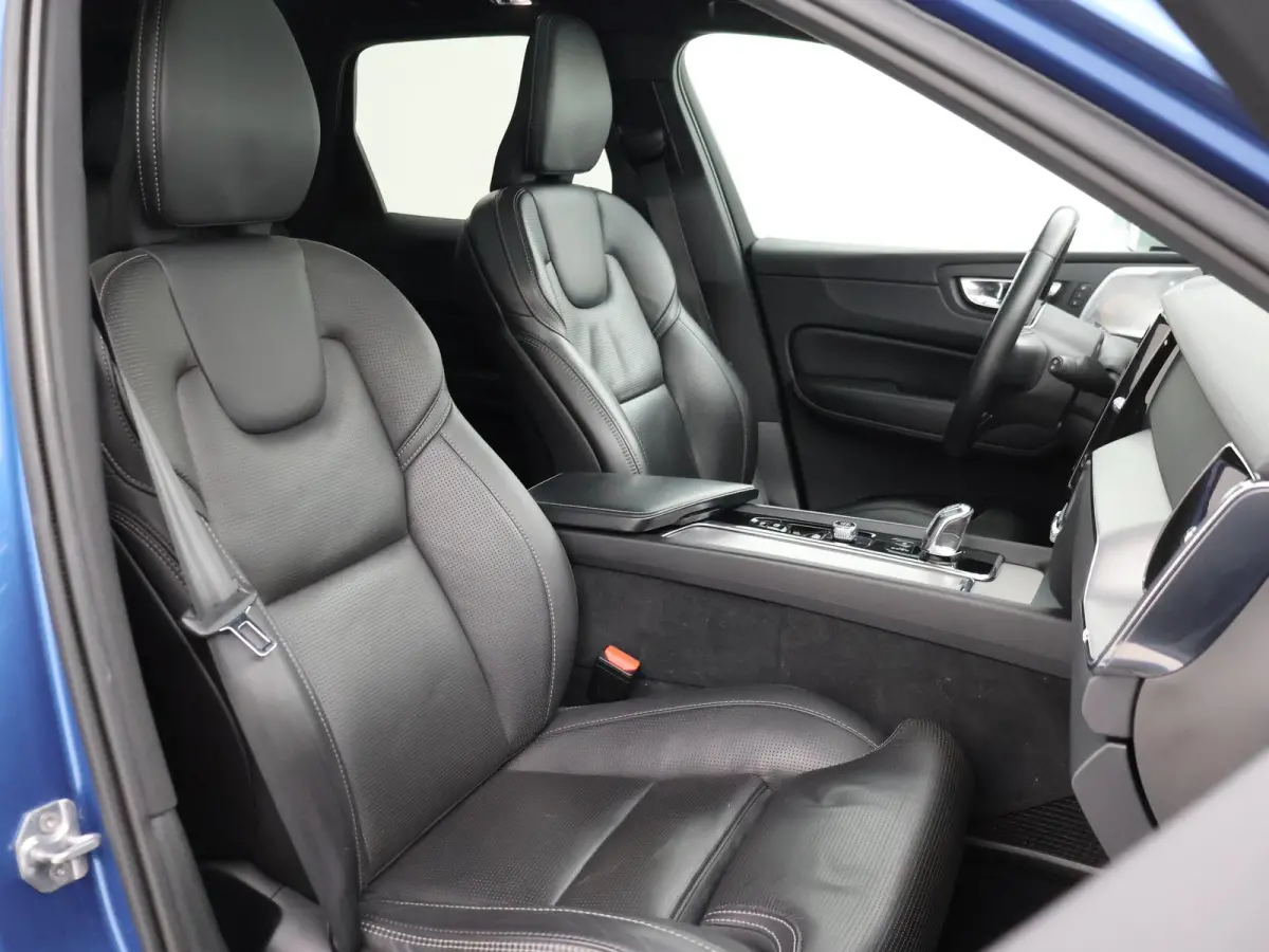 2.0 T8 T.E. 390 PK AWD R-DESIGN + BOWERS & WILKINS | 22 INCH | TREKHAAK | 360 CAMERA | PANORAMA | VOL-LEDER