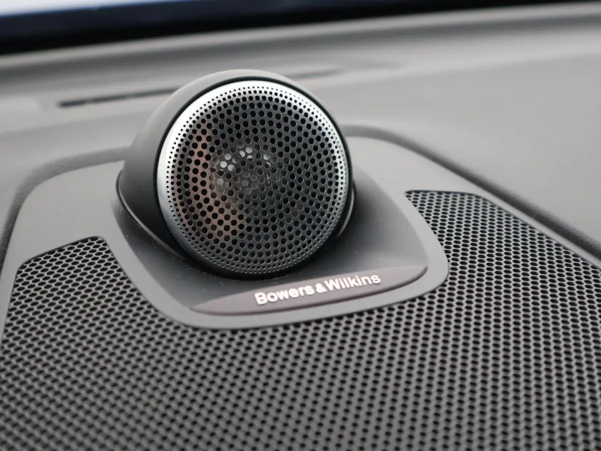 2.0 T8 T.E. 390 PK AWD R-DESIGN + BOWERS & WILKINS | 22 INCH | TREKHAAK | 360 CAMERA | PANORAMA | VOL-LEDER