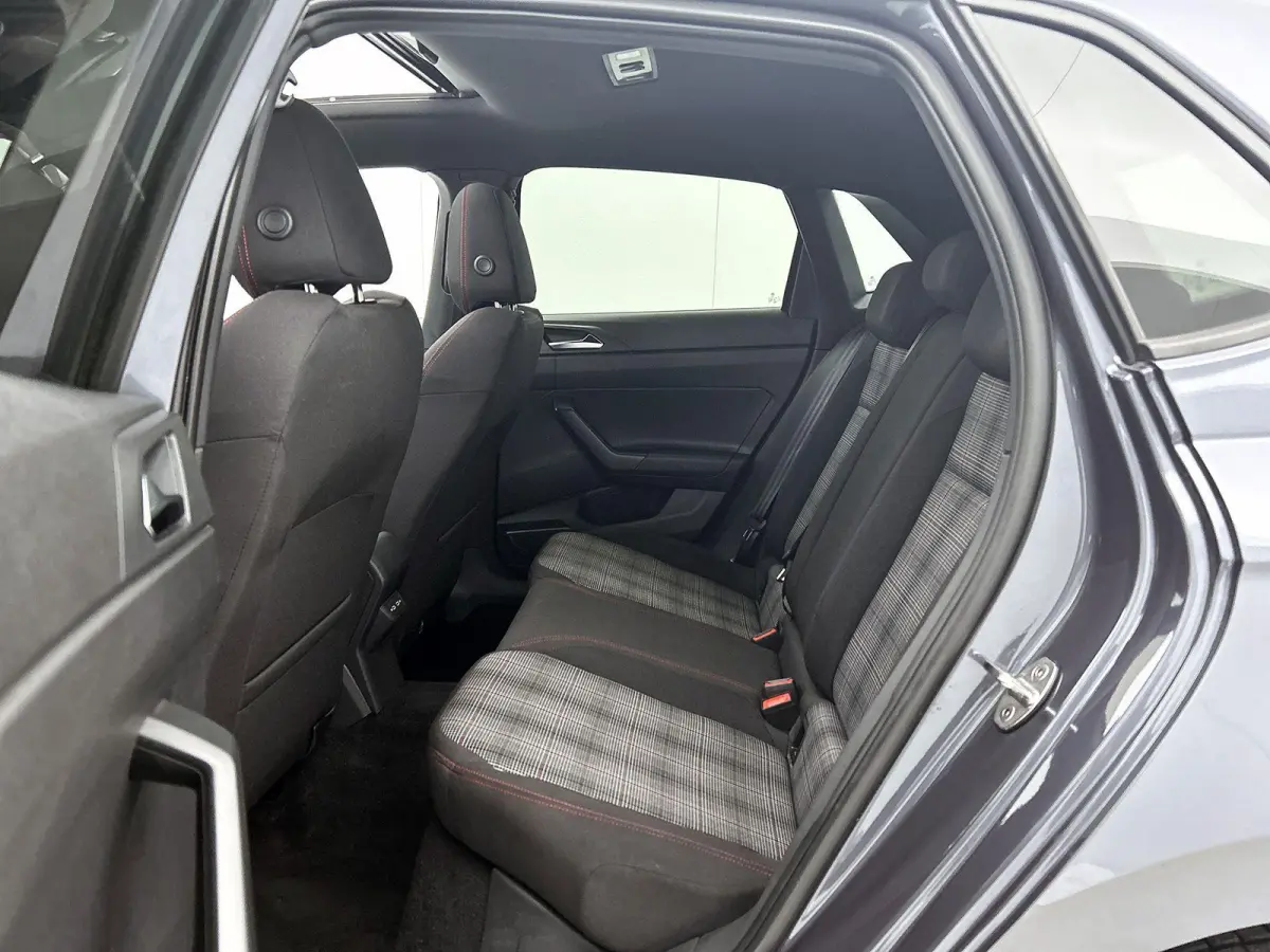 2.0 TSI GTI | AUTOMAAT | PANORAMADAK | APPLE CARPLAY | STOELVERWARMING | CLIMATE CONTROL | ADAPTIVE CRUISE CONTROL |