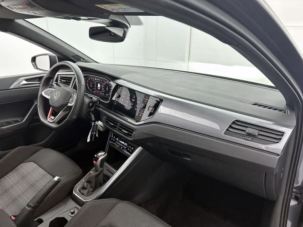 2.0 TSI GTI | AUTOMAAT | PANORAMADAK | APPLE CARPLAY | STOELVERWARMING | CLIMATE CONTROL | ADAPTIVE CRUISE CONTROL |