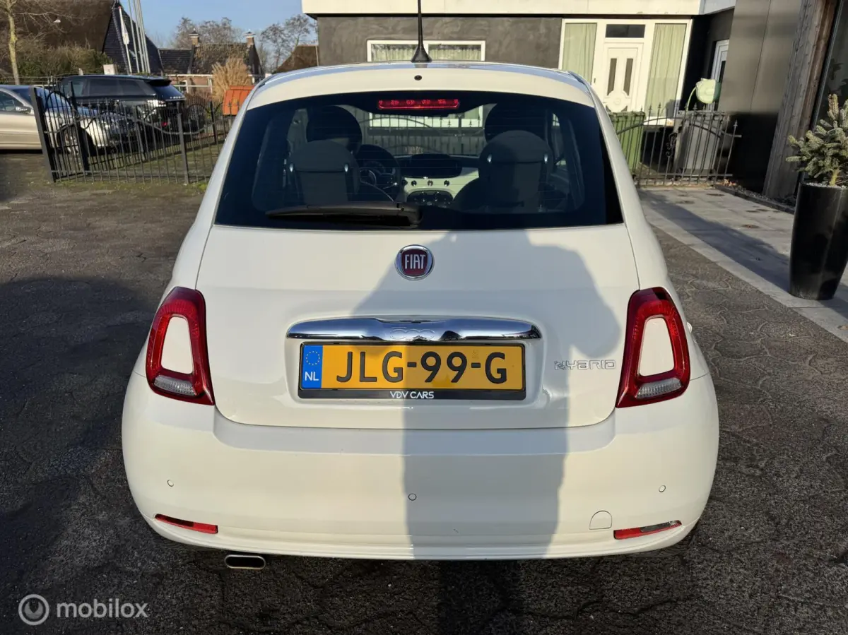 1.0 Hybrid Lounge | Clima | Cruise | Apple/Android Car | LMV