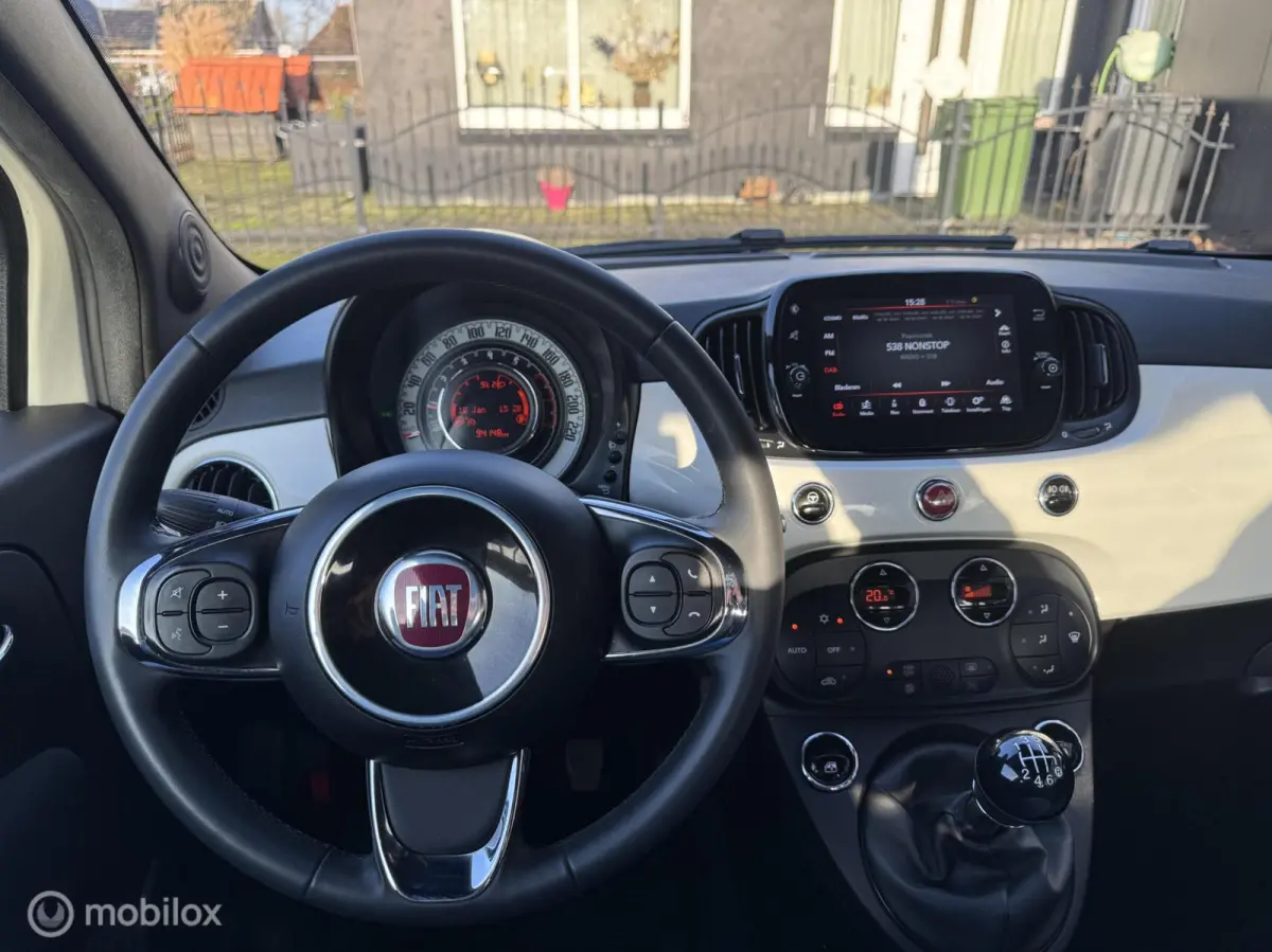 1.0 Hybrid Lounge | Clima | Cruise | Apple/Android Car | LMV