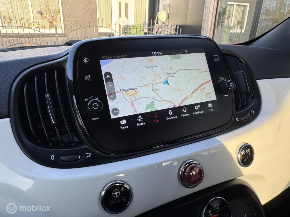 1.0 Hybrid Lounge | Clima | Cruise | Apple/Android Car | LMV
