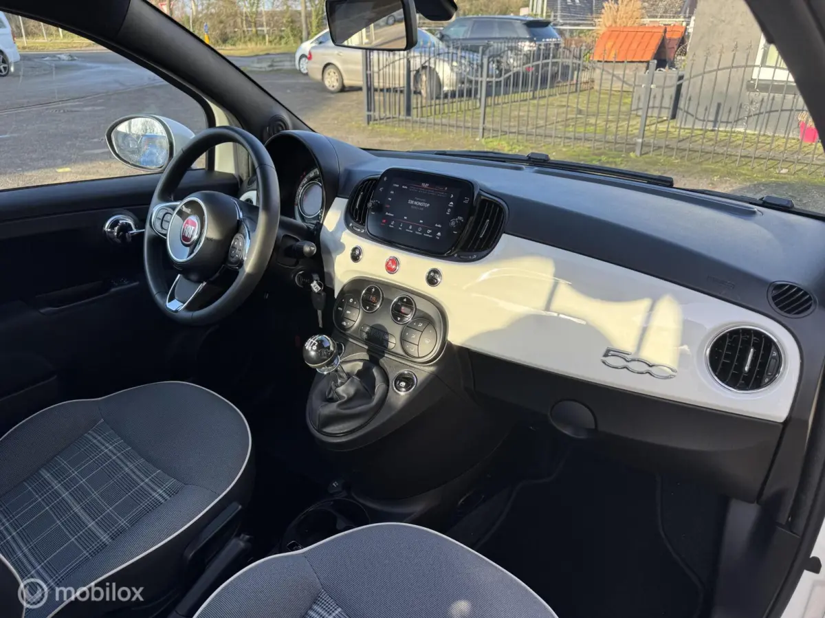 1.0 Hybrid Lounge | Clima | Cruise | Apple/Android Car | LMV