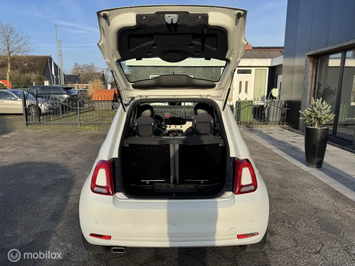 1.0 Hybrid Lounge | Clima | Cruise | Apple/Android Car | LMV