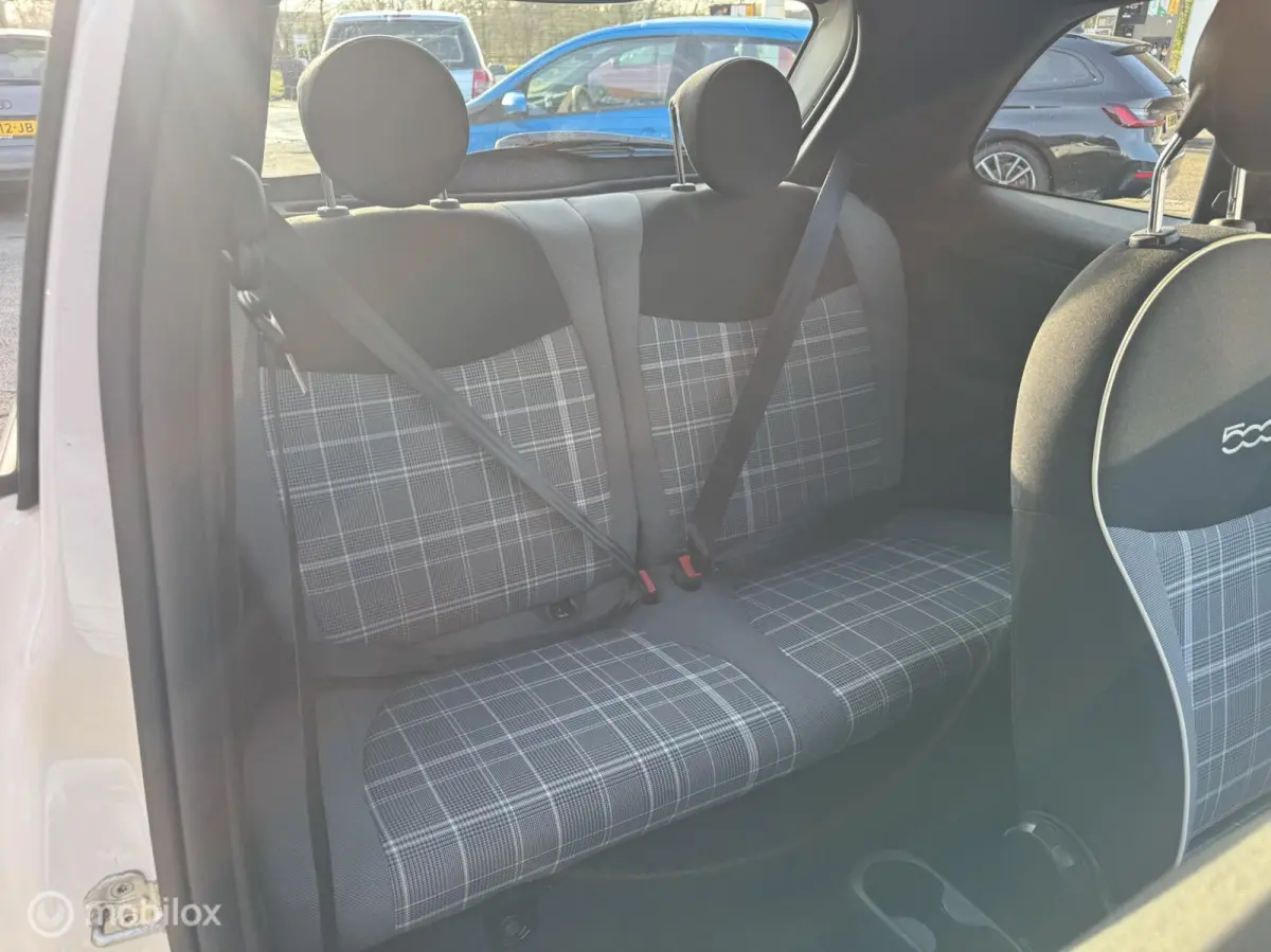 1.0 Hybrid Lounge | Clima | Cruise | Apple/Android Car | LMV