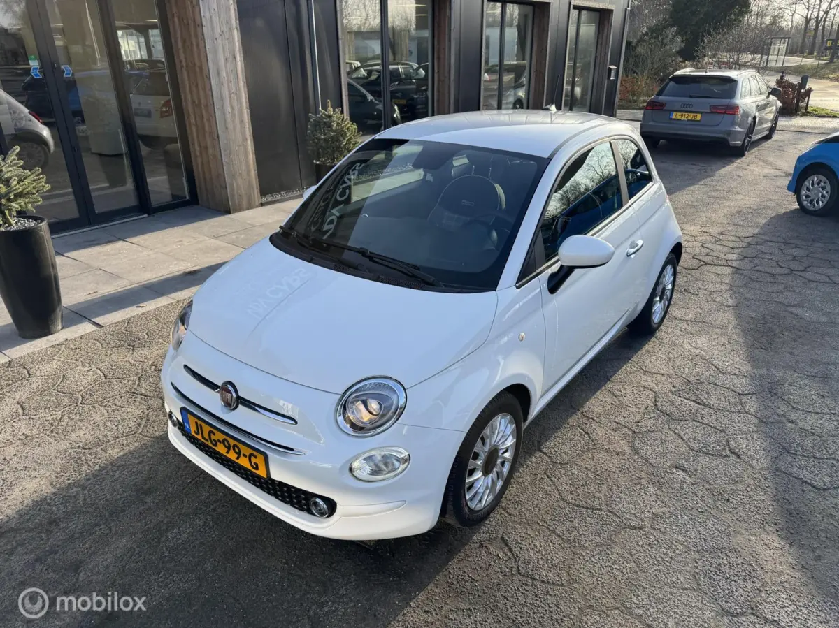 1.0 Hybrid Lounge | Clima | Cruise | Apple/Android Car | LMV