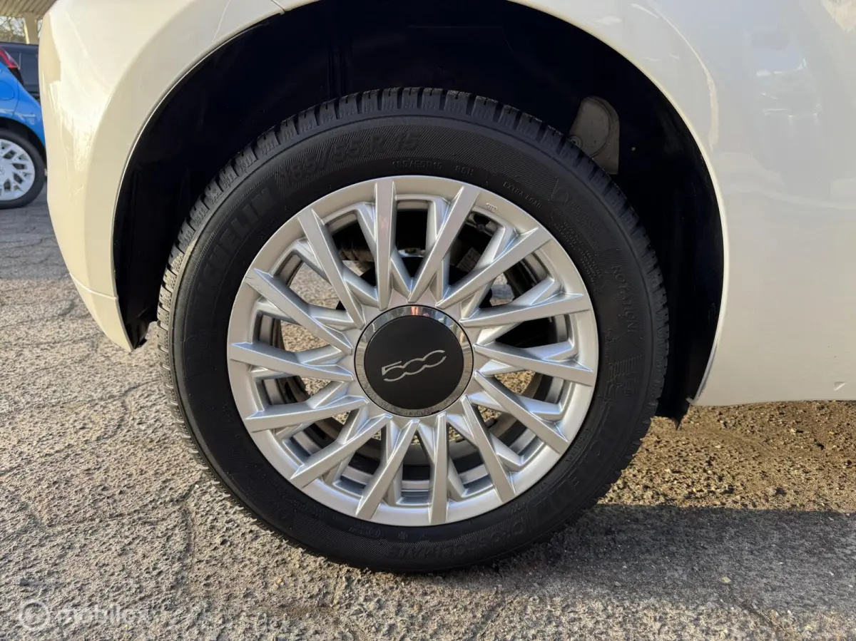 1.0 Hybrid Lounge | Clima | Cruise | Apple/Android Car | LMV