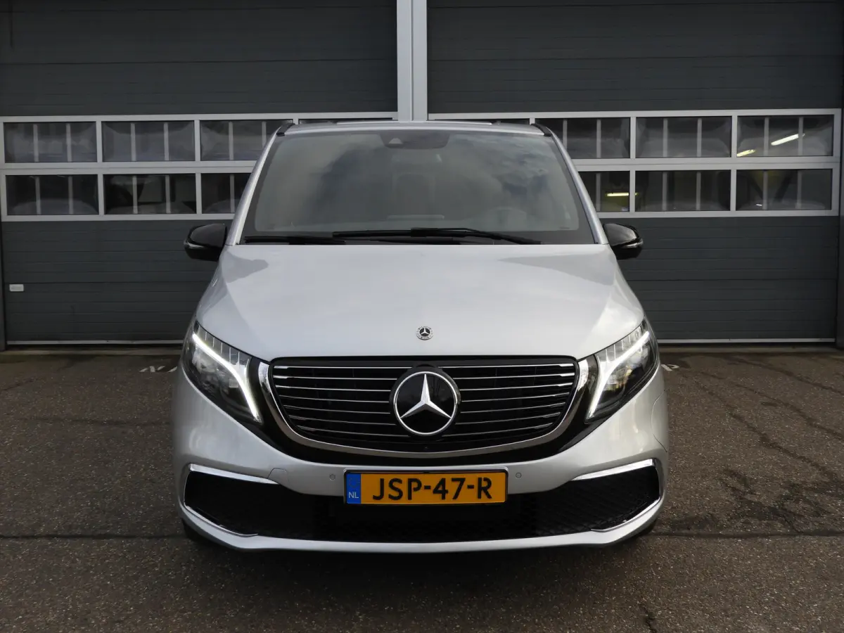 300 L2 90 kWh 8 PERS | LUCHTVERING | 360° CAMERA | DISTRONIC